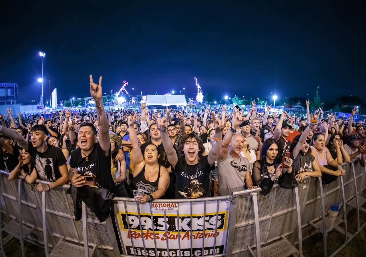 St. Mary's college crowd during Oyster Bake weekend